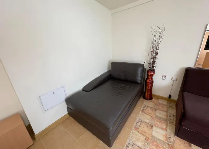 семеен плаза